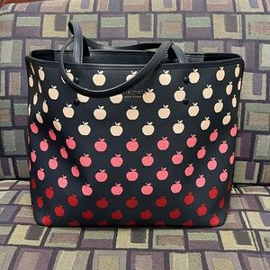 NWT Kate Spade Perfect Large Zip Tote
Orchard Degrade Apple Navy Multi
Color 🆕
